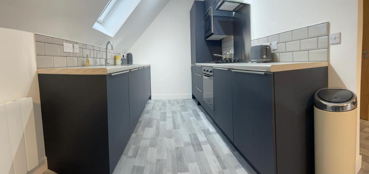 Lochside Loft - Self Catering Apartment For 2 In A Great Location For Inverness Airport And Both Cabot Highlands & Nairn Golf Courses Exteriör bild