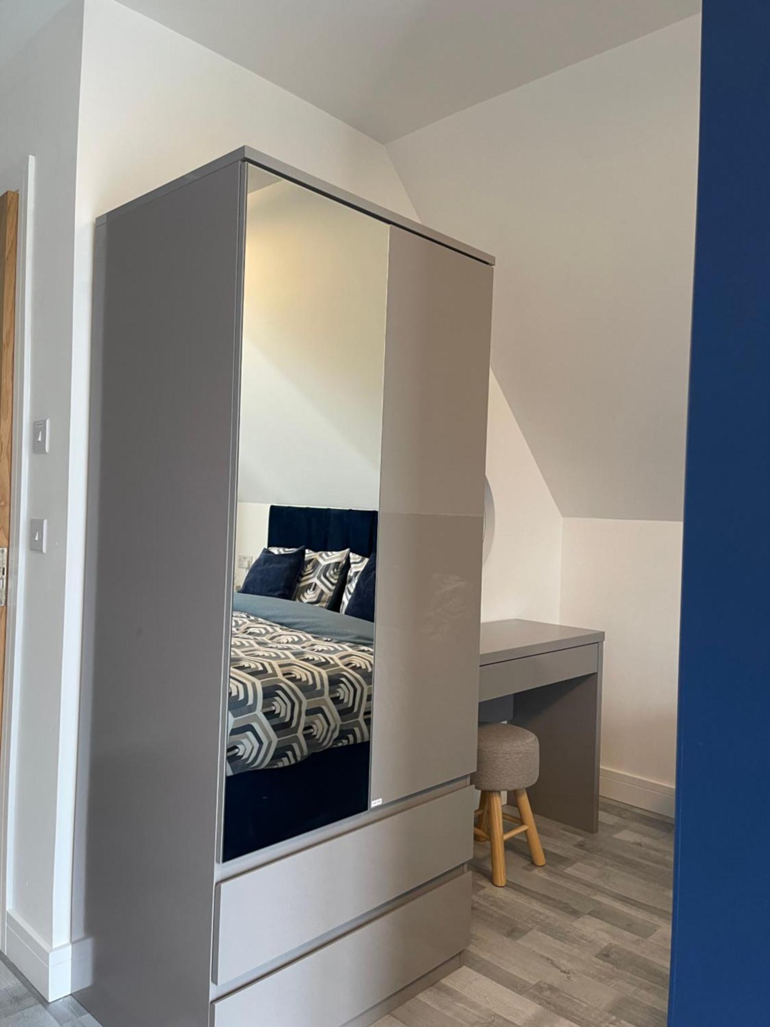 Lochside Loft - Self Catering Apartment For 2 In A Great Location For Inverness Airport And Both Cabot Highlands & Nairn Golf Courses Exteriör bild