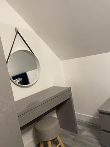 Lochside Loft - Self Catering Apartment For 2 In A Great Location For Inverness Airport And Both Cabot Highlands & Nairn Golf Courses Exteriör bild