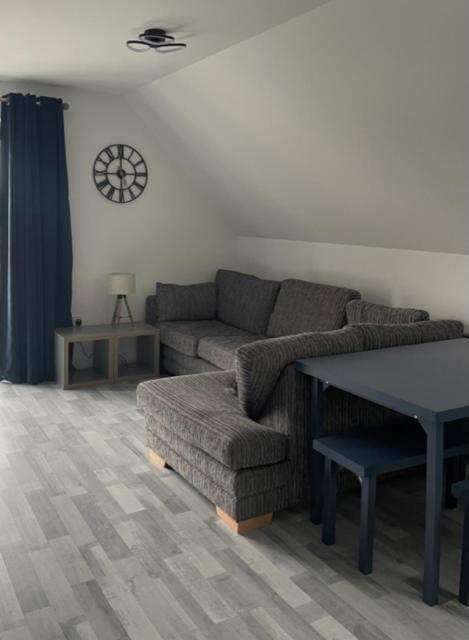 Lochside Loft - Self Catering Apartment For 2 In A Great Location For Inverness Airport And Both Cabot Highlands & Nairn Golf Courses Exteriör bild