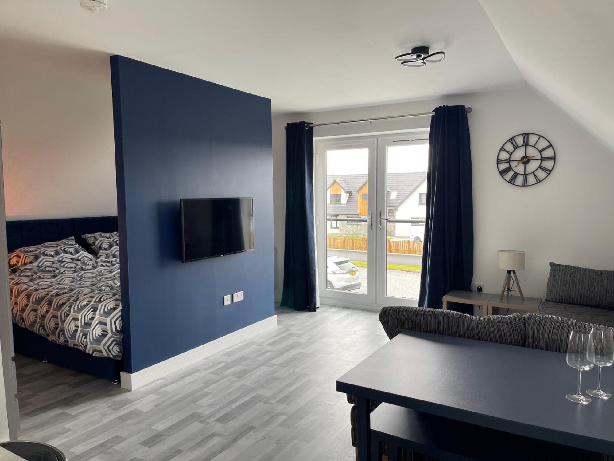 Lochside Loft - Self Catering Apartment For 2 In A Great Location For Inverness Airport And Both Cabot Highlands & Nairn Golf Courses Exteriör bild